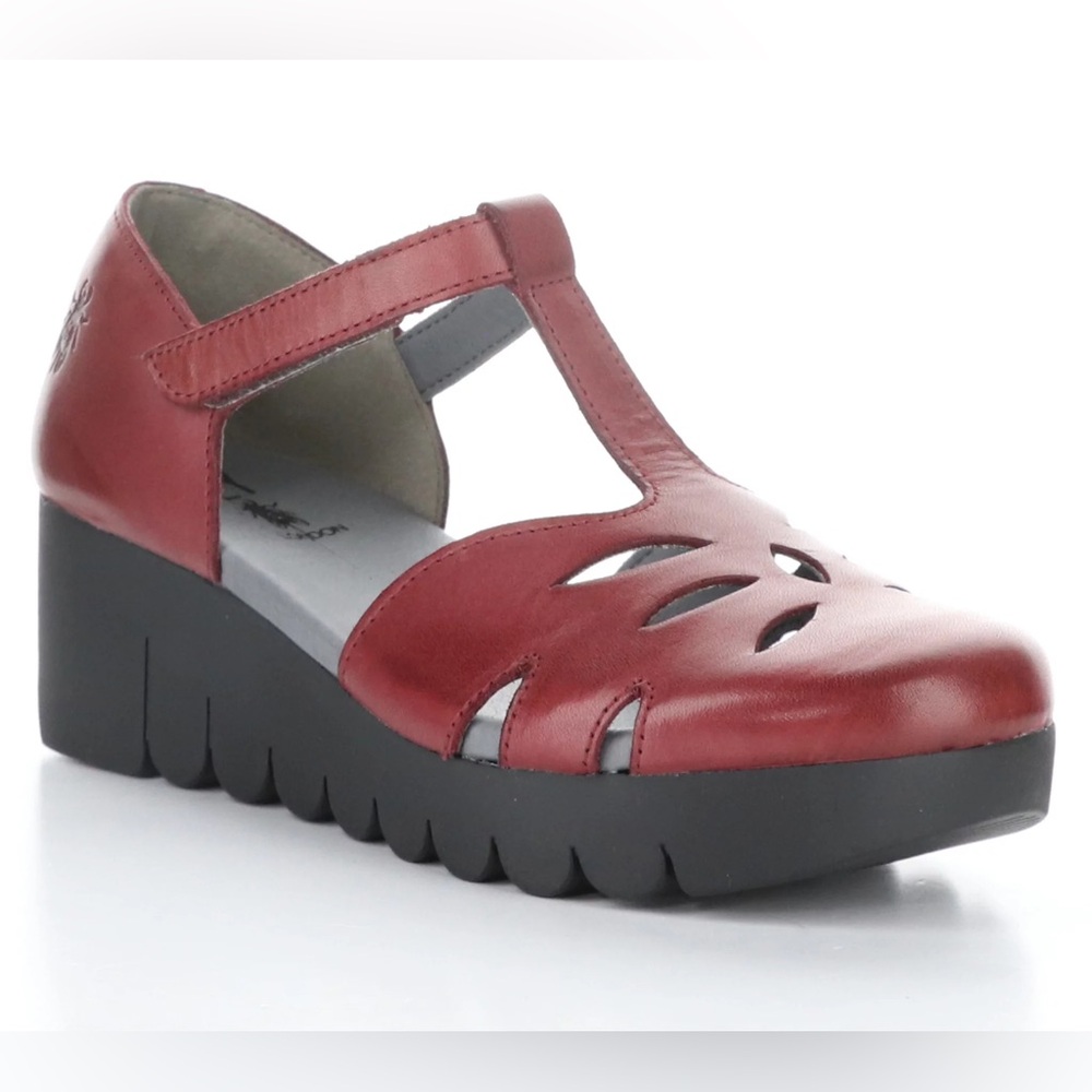 NEW FLY LONDON VELT SANDALS IN BRICK RED 41 EU 10-10.5 EU